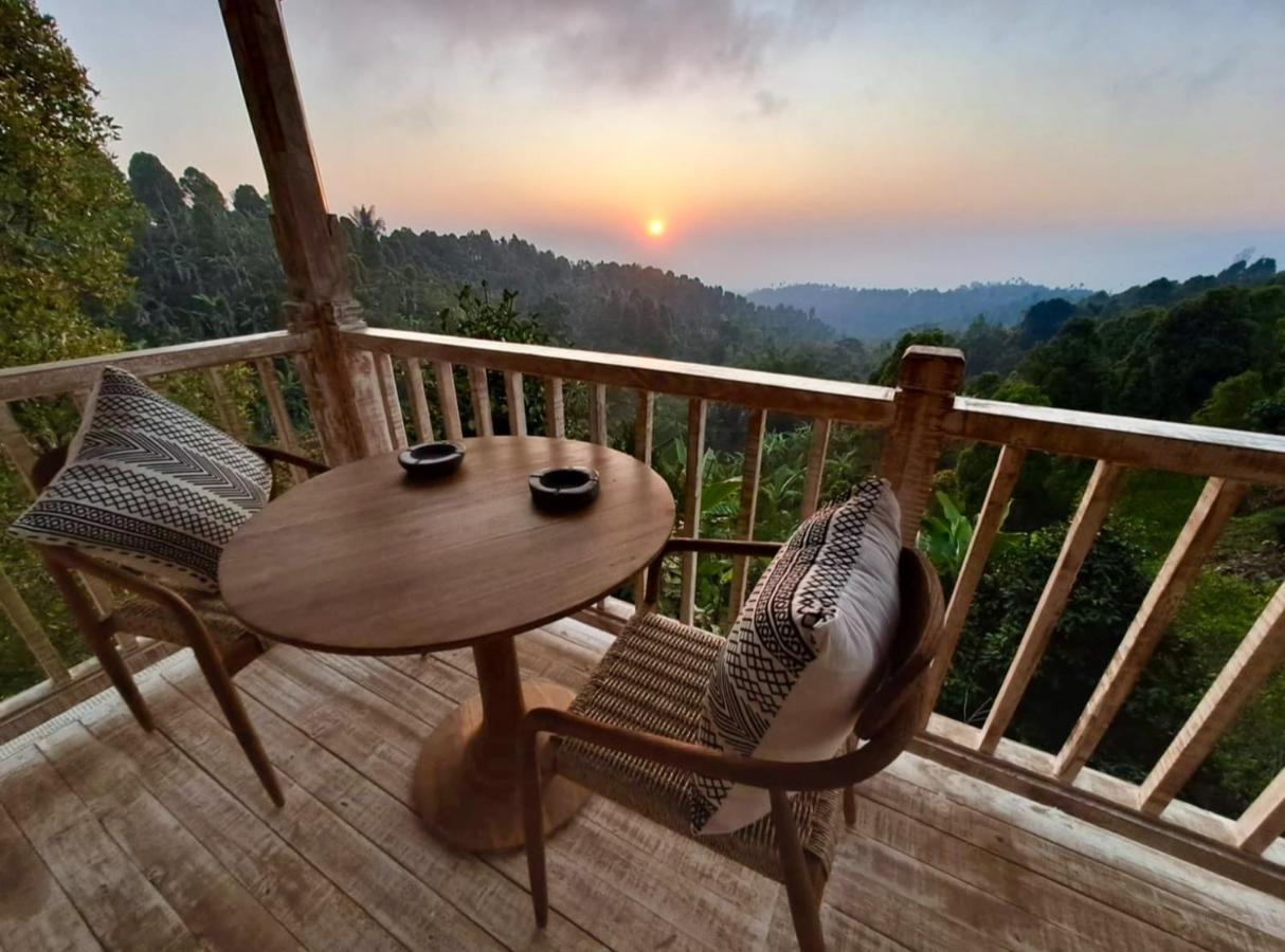 Garden Terrace Bali Bed & Breakfast Gobleg  Exterior photo