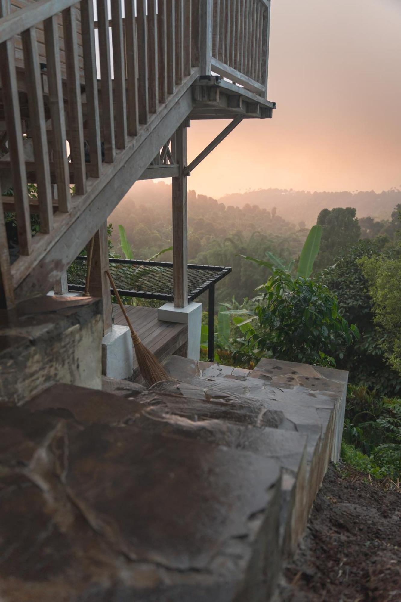 Garden Terrace Bali Bed & Breakfast Gobleg  Exterior photo